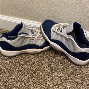 Jordan 11 low Georgetown’s.